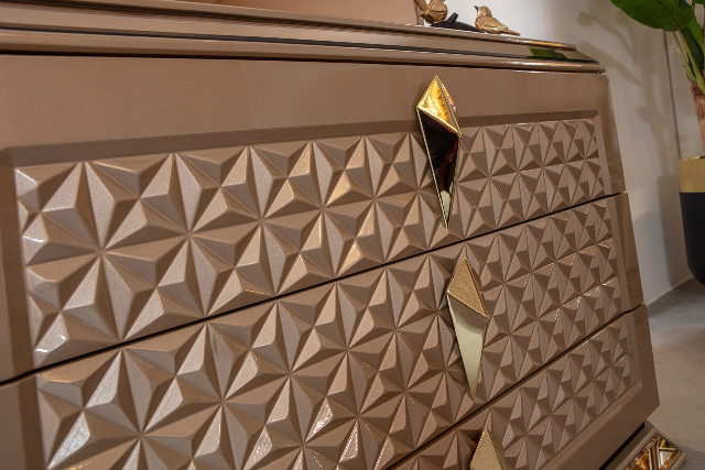 Элитная дизайнерская спальня Алмаз NERO Элитная дизайнерская спальня Алмаз NERO