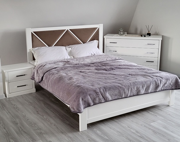 Белая деревянная кровать Виола Белая деревянная кровать Виола