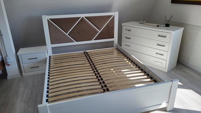 Белая деревянная кровать Виола Белая деревянная кровать Виола