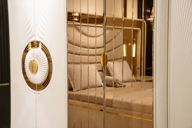 Белая спальня с золотом в стиле АРТ-Деко Верона, DASELL