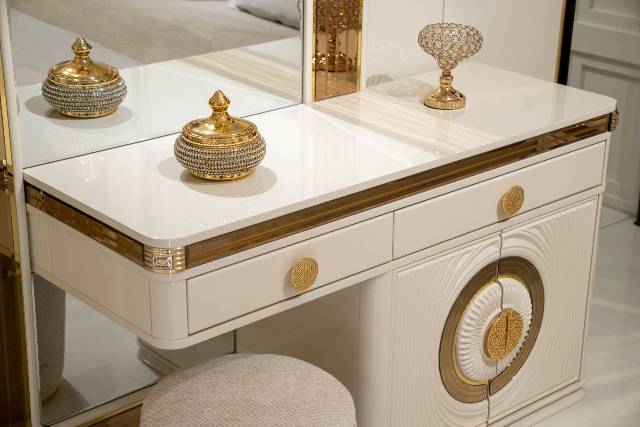 Белая спальня с золотом в стиле АРТ-Деко Верона, DASELL