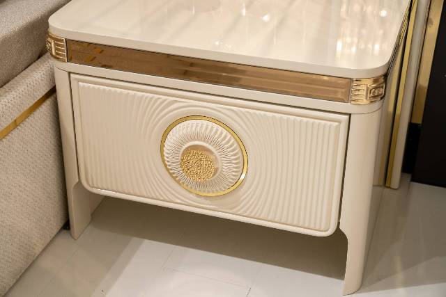 Белая спальня с золотом в стиле АРТ-Деко Верона, DASELL