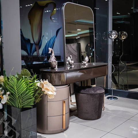 Темная спальня с золотым декором Мадрид, FF Темная спальня с золотым декором Мадрид, FF