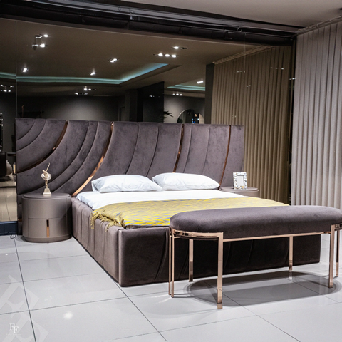 Темная спальня с золотым декором Мадрид, FF