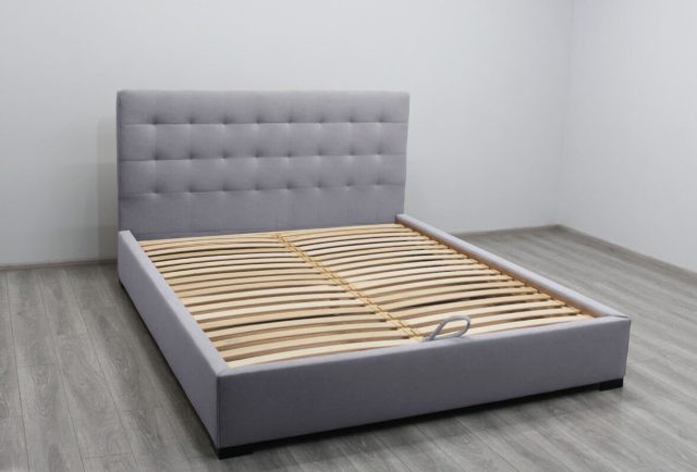 Мягкая велюровая двухспальная кровать Скай, ШГ Мягкая велюровая двухспальная кровать Скай, ШГ