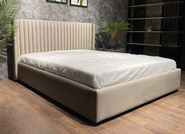 Бежевая элегантная кровать 1800 Лион  L 033-М, Р