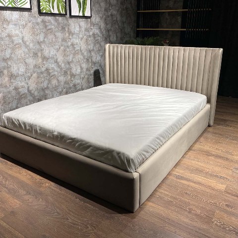 Бежевая элегантная кровать 1800 Лион  L 033-М, Р