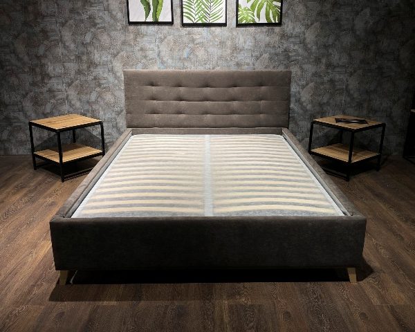 Мягкая двухспальная кроваль Лея L004, Р