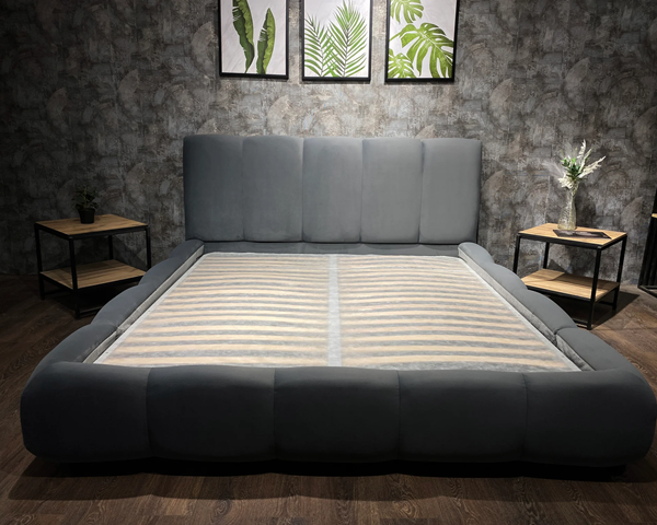 Серая мягкая кровать  Мадрид L 026, Р
