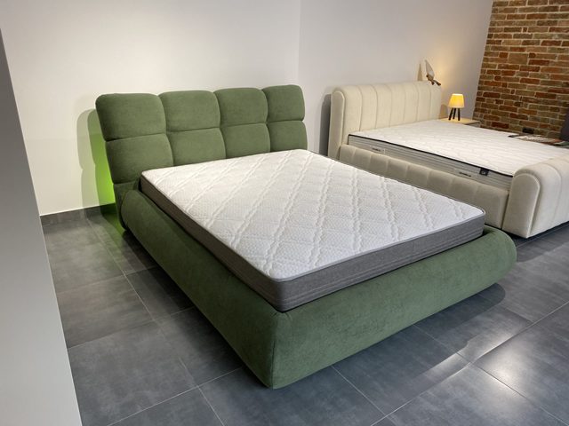 Мягкая зеленая кровать Лаура L 061, Р Мягкая зеленая кровать Лаура L 061, Р
