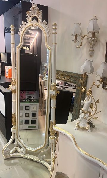 Купить зеркала из Италии в Киеве