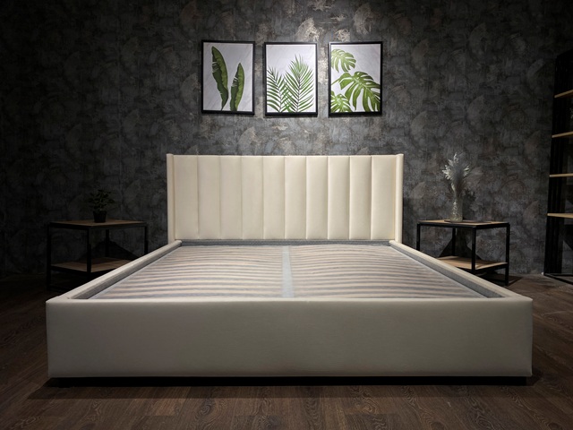 Красивая белая мягкая кровать Снежка L011, Р Красивая белая мягкая кровать Снежка L011, Р