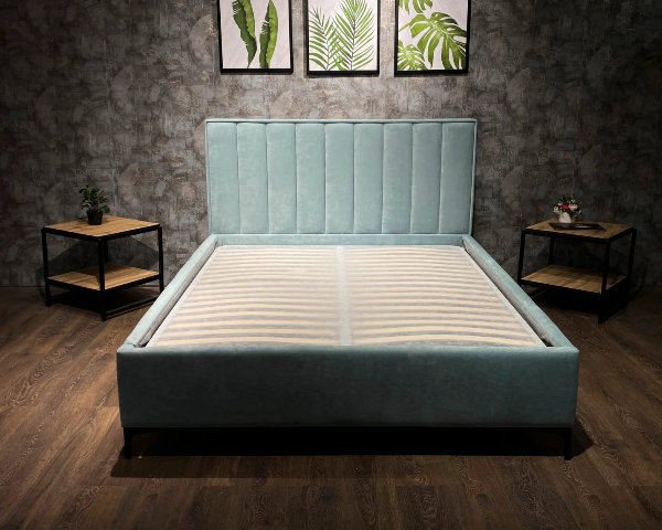 Мягкая изумрудная кровать Полоса L 012