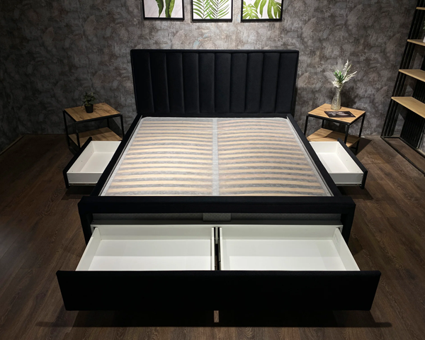 Черная велюровая кровать с ящиками Кинг Д 012, Р