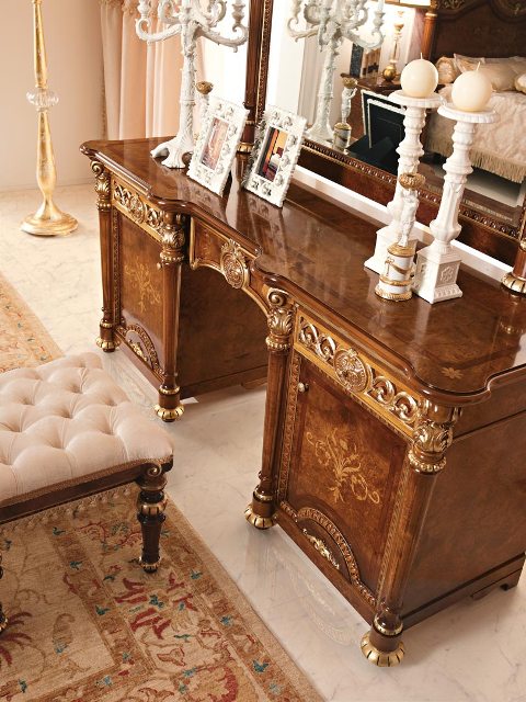 Ореховая итальянская спальня Людовик, Valderamobili Ореховая итальянская спальня Людовик, Valderamobili