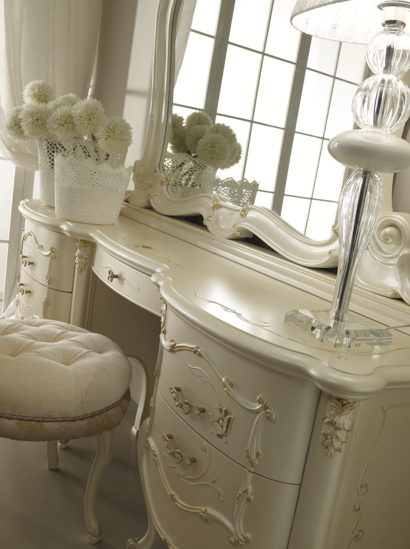 Белая итальянская спальня Венера Ghezzani